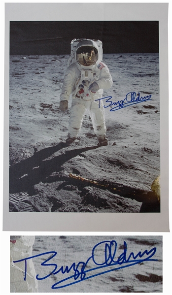 Buzz Aldrin Fantastic Signed 17.25'' x 24'' Giclee Print of the First Lunar Landing